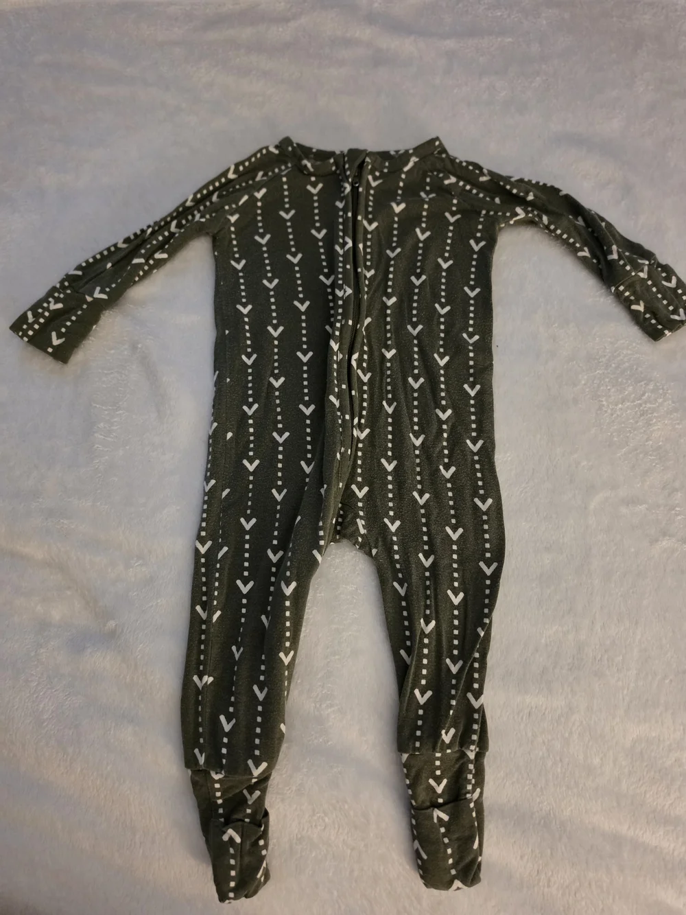 Brave Little Ones Olive Green Arrow Print Bamboo Zippy 3-6m
